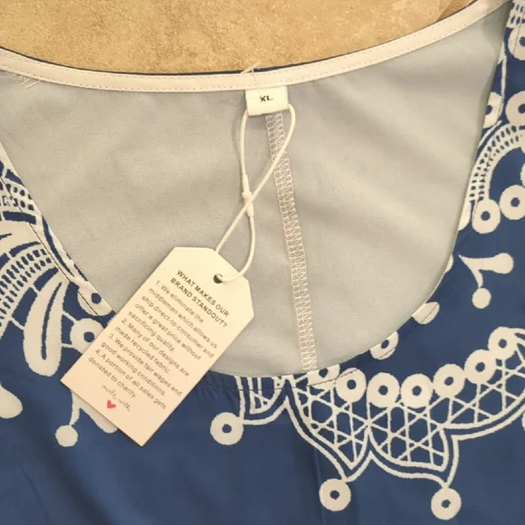 Blue Dress with Printed White Lace Accents - Picture 2 of 3